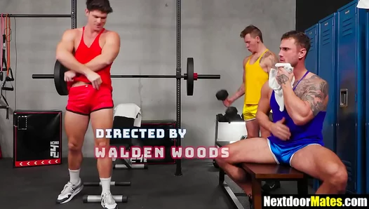 Massive Muscle Jocks Swap Greedy Blowjob Fun at the Steamy Glory Hole – BigCockBros 18+