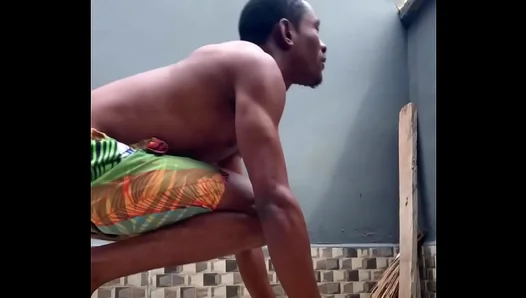 Muscular Twinks Heat Up Mornings with Fiery Solo Action – 18+