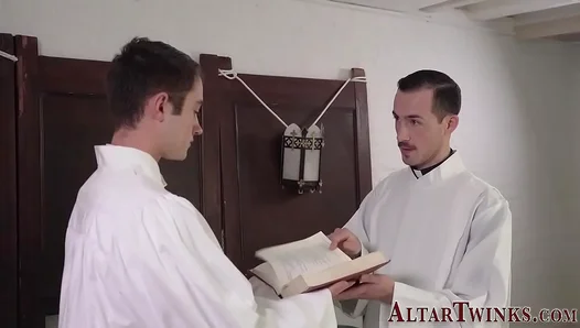 Young Altar Boys Sacred Sin: Steamy Rimming by Deacon Confession – 18+