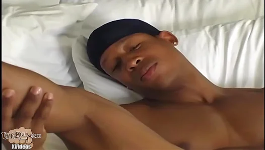 ThugBoys Steamy Solo Grind: Rock-Hard Stamina On Display – Mr. ThugBoy 18+