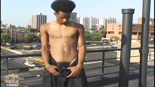 Fiery Solo Gym Session Blows Up into Massive Creampie Finish – ThugBoy 18+