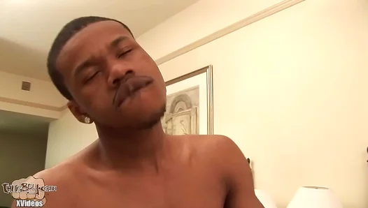 Breion Diamond Dominates With Big Dick Energy in Steamy Thug Fuck Session – 18+