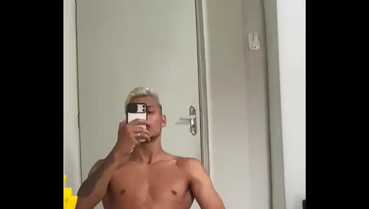 Hot Amateur Goes Hard — Deep Stroking Moaning in Steamy Solo Session – SexyGay 18+
