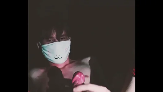 Moaning Teen 18+ Fingers Deep During Steamy Solo Cam Session – HornyGuyLive