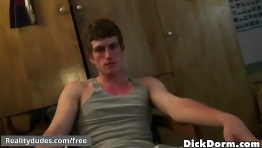Straight Guys Turn Gay for Busty College Hunks: Wild BJ Fest – XXXCollegeFlix 18+
