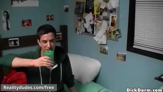 Straight Roommates Cant Resist—First Gay hookup Full of Passion – Gay Fun
