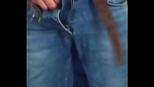 Massive-Cock Teen Jerks Off Live on Camera – Steamy Solo Show – HotBoy 18+