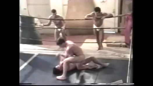 Massive Black Fighter Dominates Muscle-Bound Rival in Hot Gay Battle – XXXAction