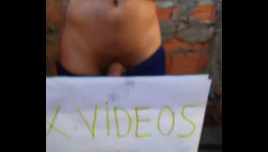 Live Unfiltered: Big-Cock Twinks Bare All in Steamy Mass Cam Show – 18+