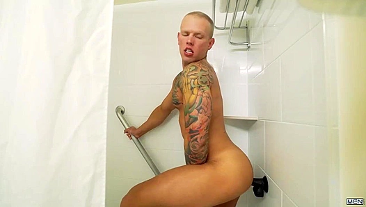 Dante Dominates Brett: Steamy Bareback Ride with a Horny Soldier – 18+