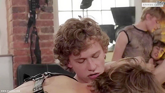 John Hardy Timmy Williams Go All Out in Steamy Twink gangbang Action – 18+