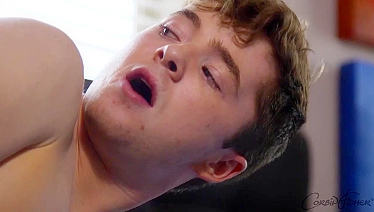 Zander Pounds Andys Needy Hole Raw on the Mattress – CorbinFishers 18+