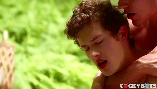 Hot Park Rendezvous: Kper Seans Steamy Bareback Adventure – GayPornHub 18+