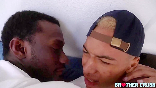 Stepbrothers Cross Lines: Parker Payne Diego Dantes Hot Taboo Encounter – 18+