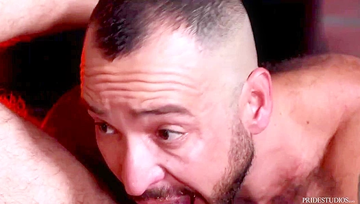 Bears Unleashed: Julian Torres Jack Dyers Raw, Sweaty Fuck Fest – Massive Gay Action