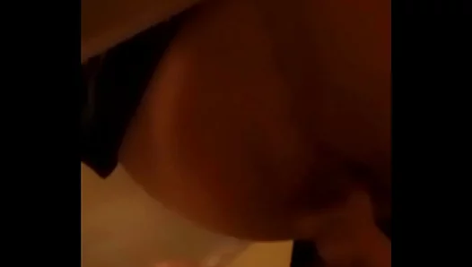 Soaking Wet Horny: Young Twink Devours Cock During Hot Bath Fun – Amateur 18+