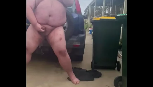 Chubby Cutie Takes Giant Toy Outdoors in Steamy Solo Session – XXXGayFun 18+