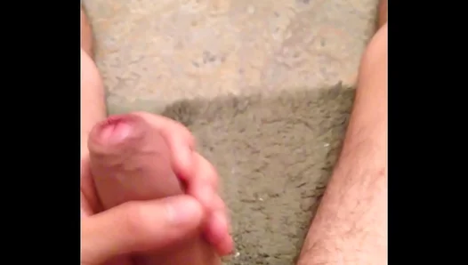 Hot Solo Ride Ends in Messy Load on the Floor – Steamy Gay Masturbation