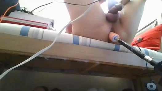 Riding the Vibe High: Amateur Cocksucker Chases Anal Ecstasy – 18+