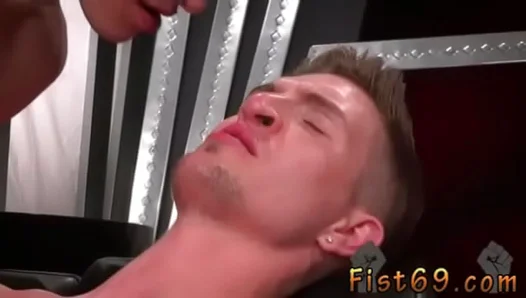 First Time Fisted Drenched: Big Bears Claim Tight Buds – 18+