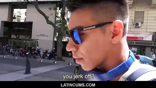 Jonathan Gets Pounded by Horni Latino Dir – Deep POV Thrusts – POVR XXX