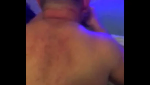 Grindr King Takes Massive Load Deep in His Hungry, Slicked Hole –XXX