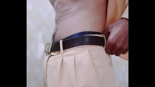 Vietnamese Officers Huge Dick Sparks Steamy Tryst – AmateurExposed 18+