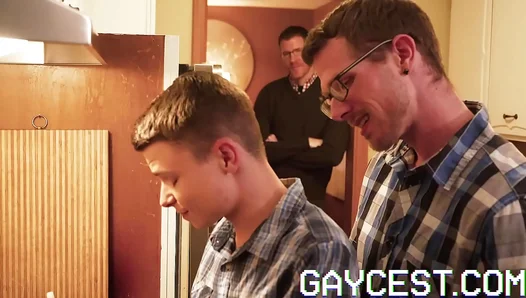 Austins Hot First Threesome with Stepdad Dad – TinyGays 18+