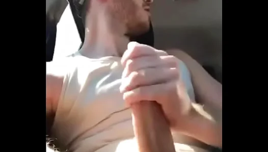 Josh Jakobs Thirsts for Straight Guys Cock in Hot Amateur Blowjob – XXX