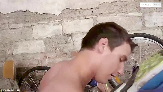 Oiled Biker Twinks Jack Off Hard, Blasting Heavy Cream – GayXXX