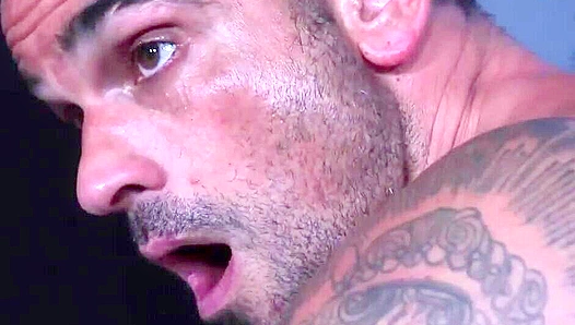 Hardcore Heat: Hot StepDad Sean Duran Dominates Damian Cross – Steamy Mature MM