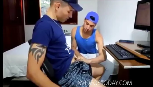 Hot Stud Tutor Moans Through Rough Blowjob – Naughtiest Gay Homework Ever – AmateursPorno