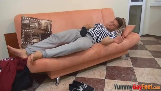 Huge Load Splatters Across His Soles – Horny Stud Jizzes for Foot Fixation–FilthFlix 18+
