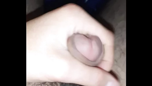 Hung Ready: Amateur Twinks Trade Nudes Then Dive into Hot Oral Sex – 18+