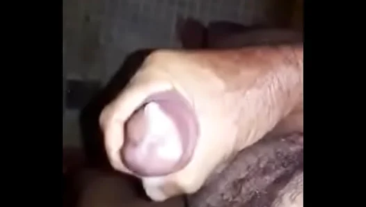 Mature Hands Bring Pure Pleasure in Steaming Gay Solo Action – HotGaySessions 18+
