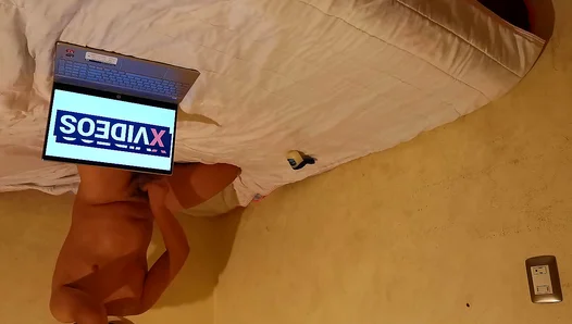 First-Timer Feels It All: Amateur Teens Raw Solo Ride – HotYoungMeat 18+