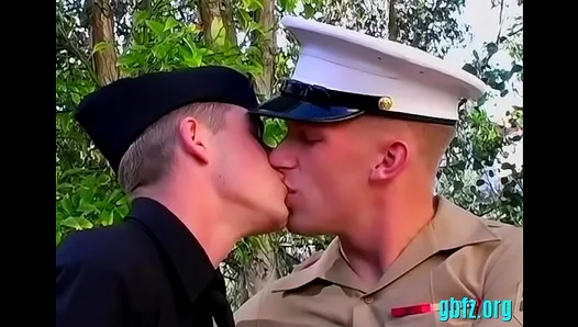 Hot Twink Takes It All: Fiery Anal Deepthroat Action – GayPornHeat 18+