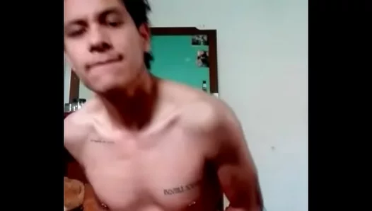 Stripping Hot: Daniels Steamy Naked Twink Adventure – AmateurGayScene 18+