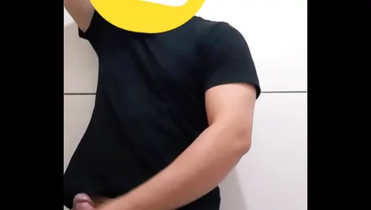 Blowjob Gone Wild: Horny Gay Ameteurs Steamy Solo Show – XXXTube 18+