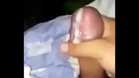 Intense Blowjob Session: Horny Twink Cums Hard Live on Camera – Full Clip Here