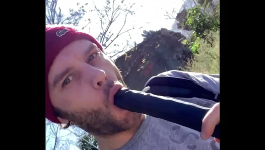 Wild Pleasure Under Open Skies: Intense Dildo Play in Nature – 18+