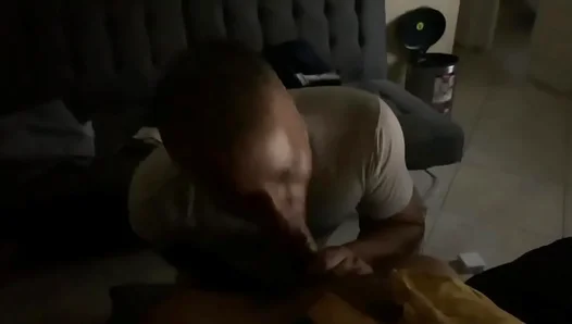 Amateur Dominates with Wet, Gagging Blowjob That Blows Minds – HotGayPornScene