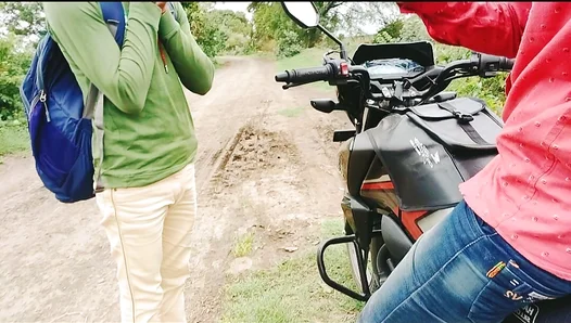 Lost College Guys Fuel Passionate Encounter With Sweet Heat in Sugarcane Field – 18+