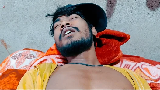 Desi Teen Teases Older Men in Hot Village Tryst – XXXINDO 18+
