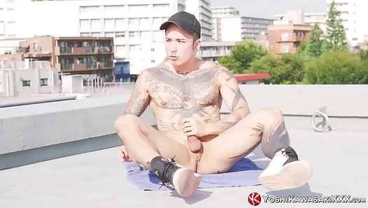 Yoshi Kawasakis Outdoor Solo Fantasy – Hot Naked Moments Under the Sun – GayXXX 18+