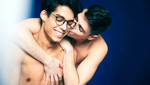Nico Leon Craves Rough Bareback Fun on a Massive Bed – CockyBoys 18+
