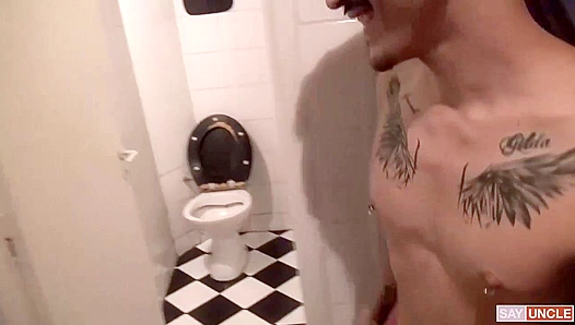 Double Trouble: Steamy Latino Guys Share Tight Hole in Hot Shower – XXXGayScene