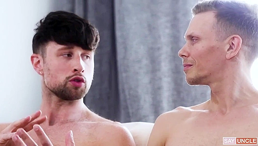 Drew Dixon Takes It Deep Bareback from Ethan Chase – Wild Inverted Ride Action