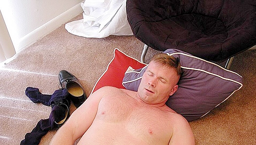 Marks Hot Moves Spark Lust – Intense Mature Gay Encounters – Over 30 Thrills