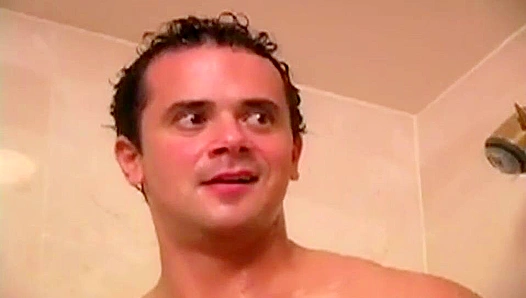 Soapy Hands, Endless Stamina: Raymes Hot Solo Workout – Mature Gay Men 30+